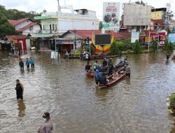 Banjir Tak Kunjung Surut di Karangasem Bali, Anak Masih Tak Bisa Sekolah, Buku Pelajaran Pun Basah