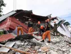 Ayah Meghan Markle Ikut Terjebak Gempa Filipina, Terdampar di Lantai 19 Apartemen